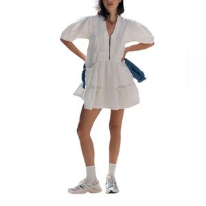 Anthropologie Daily Practice Relaxed
Tiered Mini White Zip Up Dress Size Medium